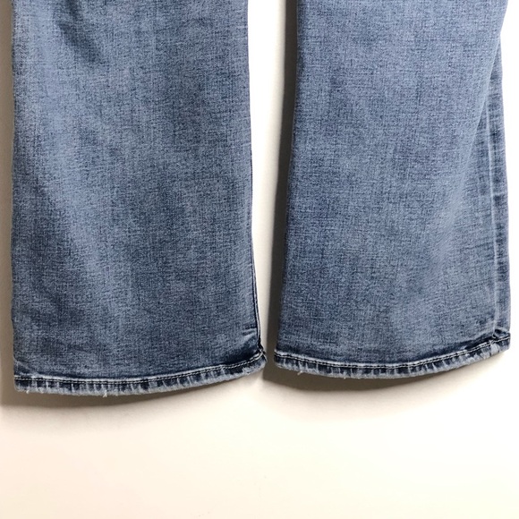 Silver Jeans Co. Suki slim boot blue wash SZ 18W x L31”. D11 - Picture 3 of 8